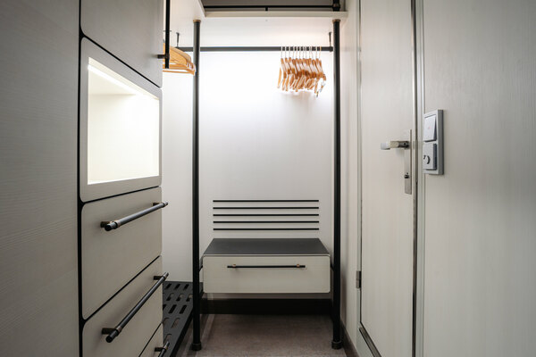 HX Hurtigruten Expeditions MS Fridtjof Nansen Expedition Suite Suite 6 ©Tuan Lam Atomic Pixel.jpg